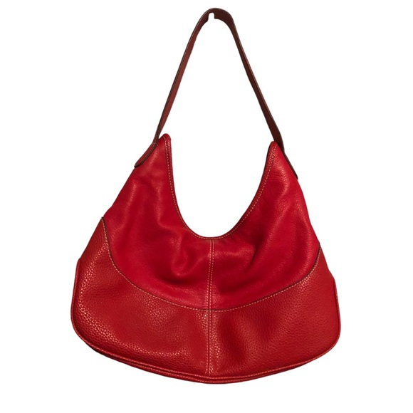WILSONS LEATHER - Genuine Leather Red Handbag with Chrome Buckle‎ Detail - Picture 3 of 11